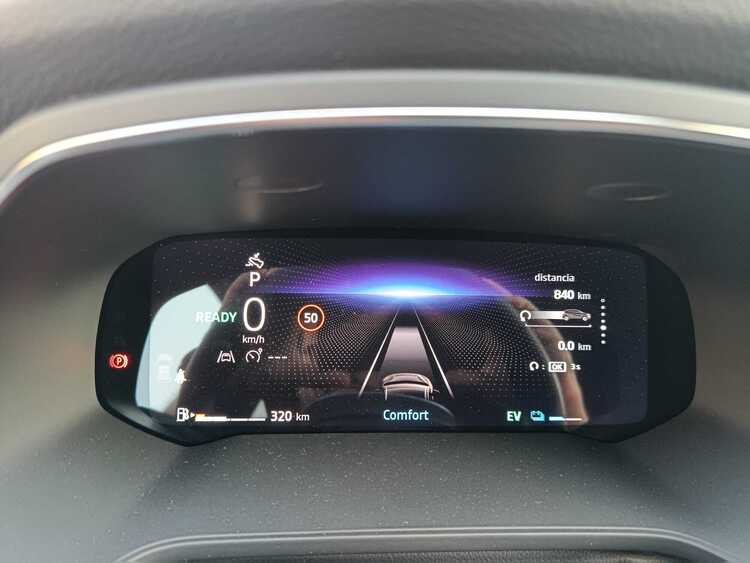 Renault Captur E-TECH FULL HYBRID  foto 3